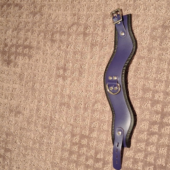 The Stockroom Purple Leather Choker - Picture 4 of 8